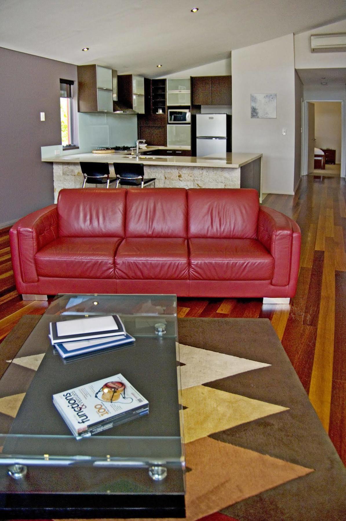 Central Avenue Apartments Margaret River Dış mekan fotoğraf