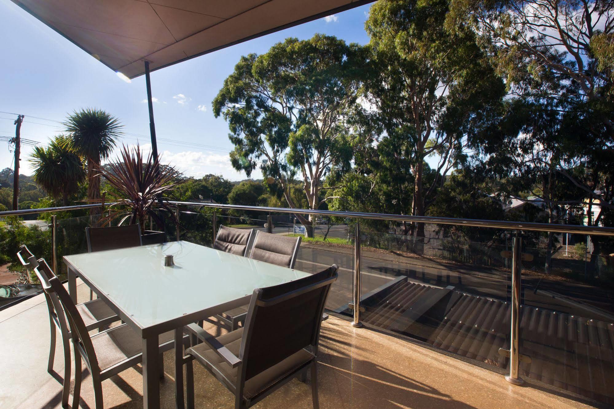 Central Avenue Apartments Margaret River Dış mekan fotoğraf